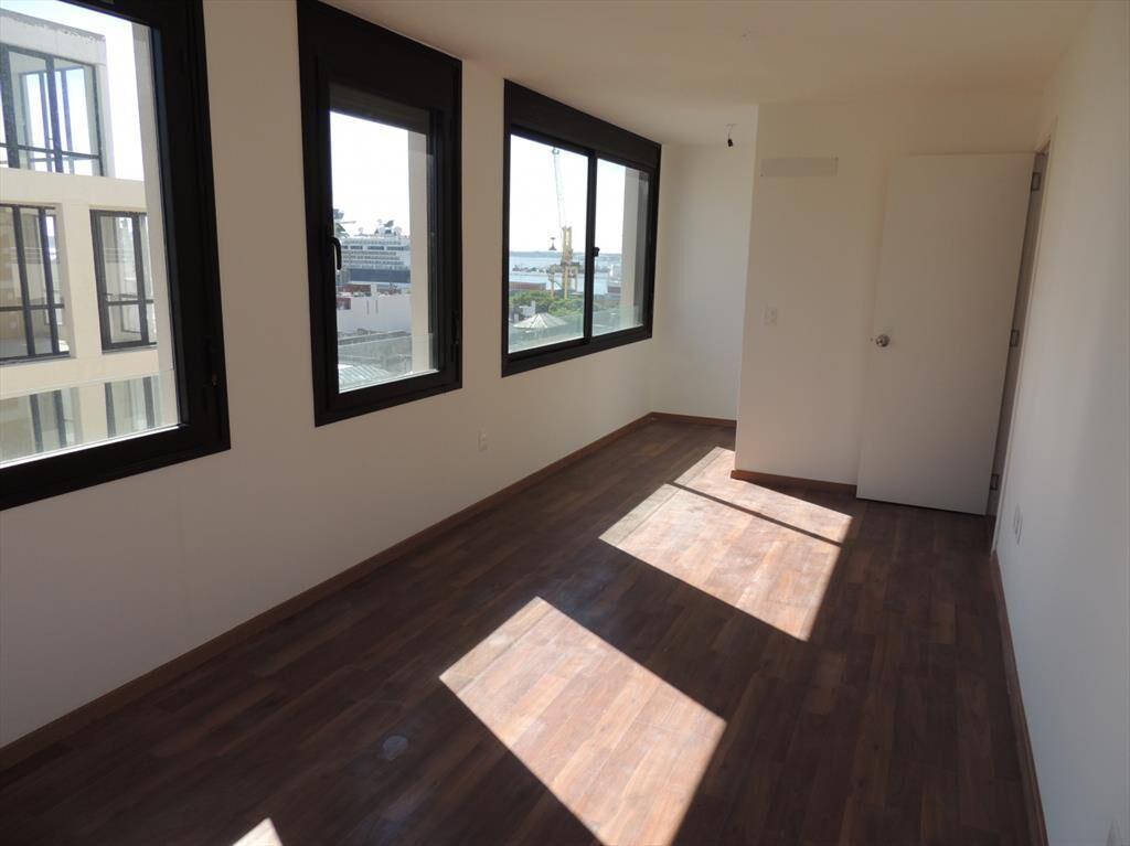 Venta apartamento 3 dormitorios Ciudad Vieja. Con renta Op