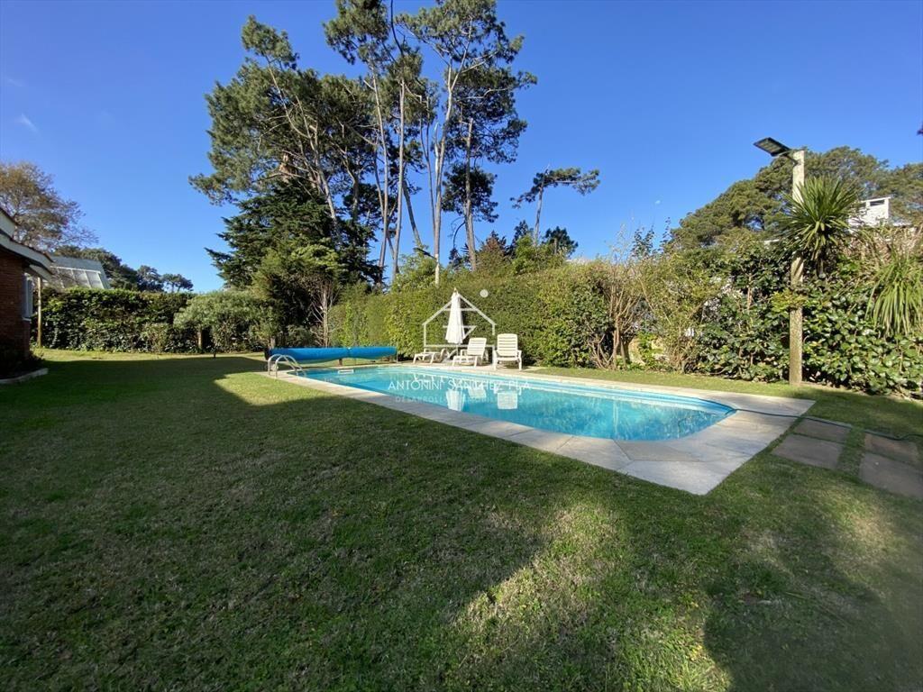 Chalet en Lugano con piscina climatizada y todas