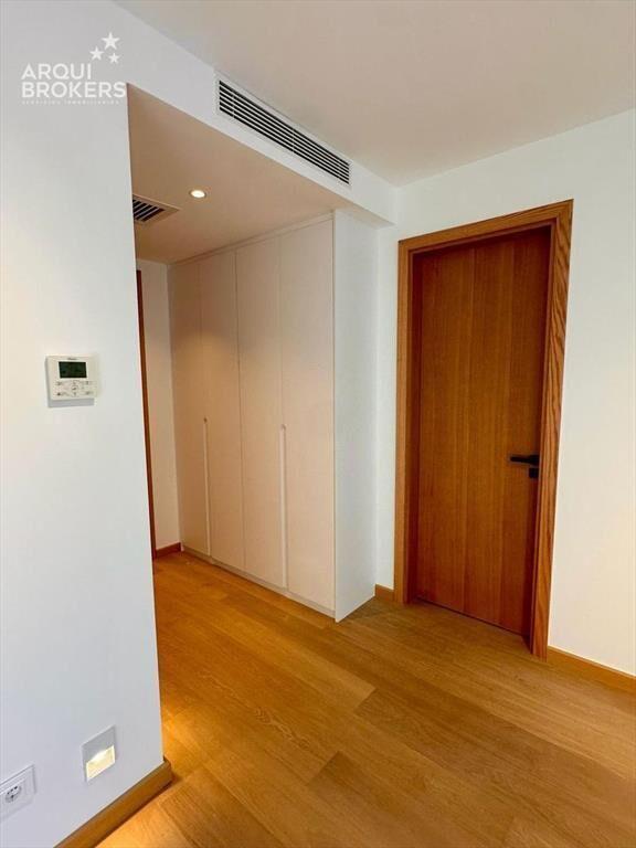 Apartamento de 3 dormitorios en venta en Carrasco - C102