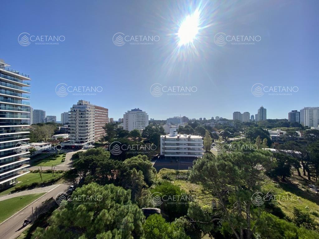Venta apartamento 2 dormitorios. Playa brava, Punta del Est