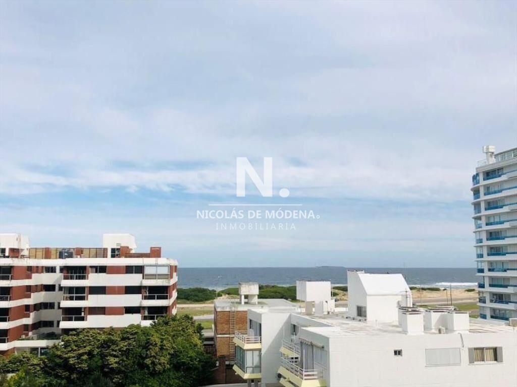 Venta de departamento 2 dormitorios en Playa