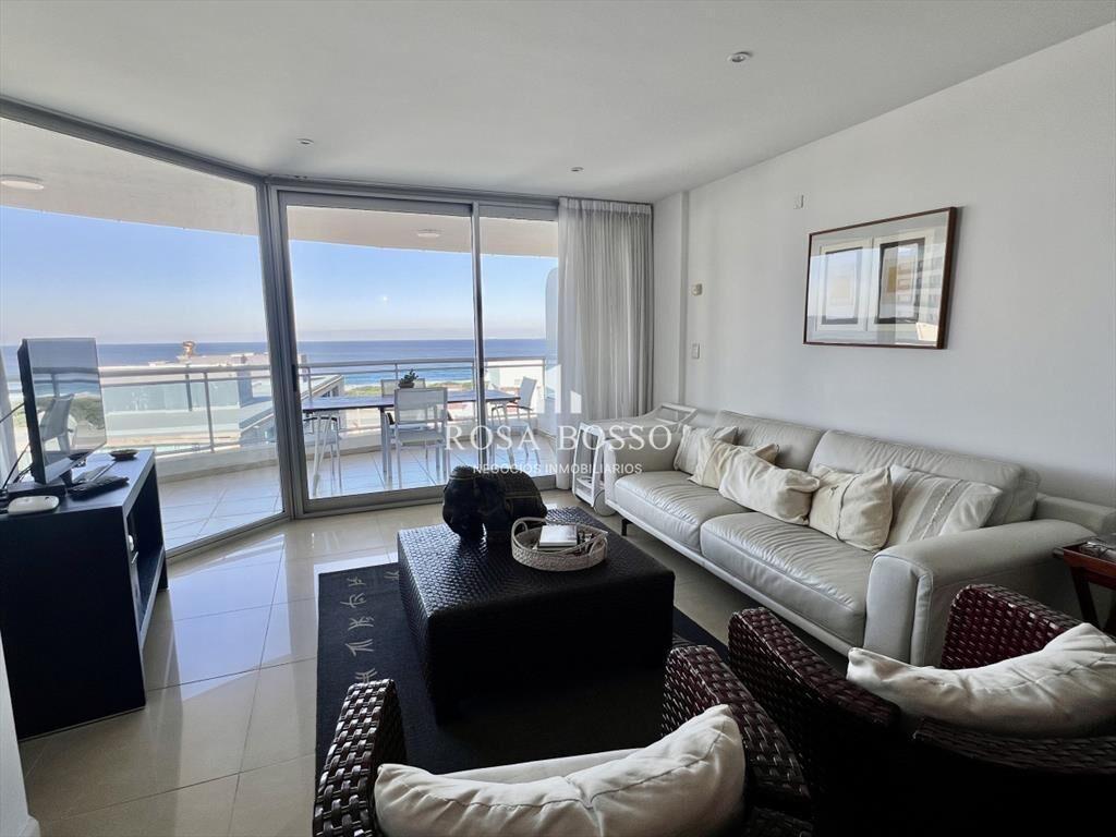 Venta Brava- Punta del Este; 4 dormitorios; 4 el