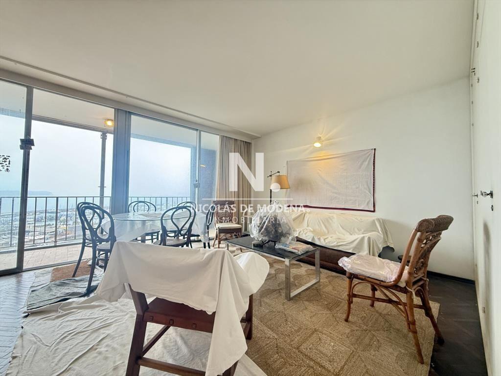 Apartamento en Venta - Edificio Puerto, Punta del
