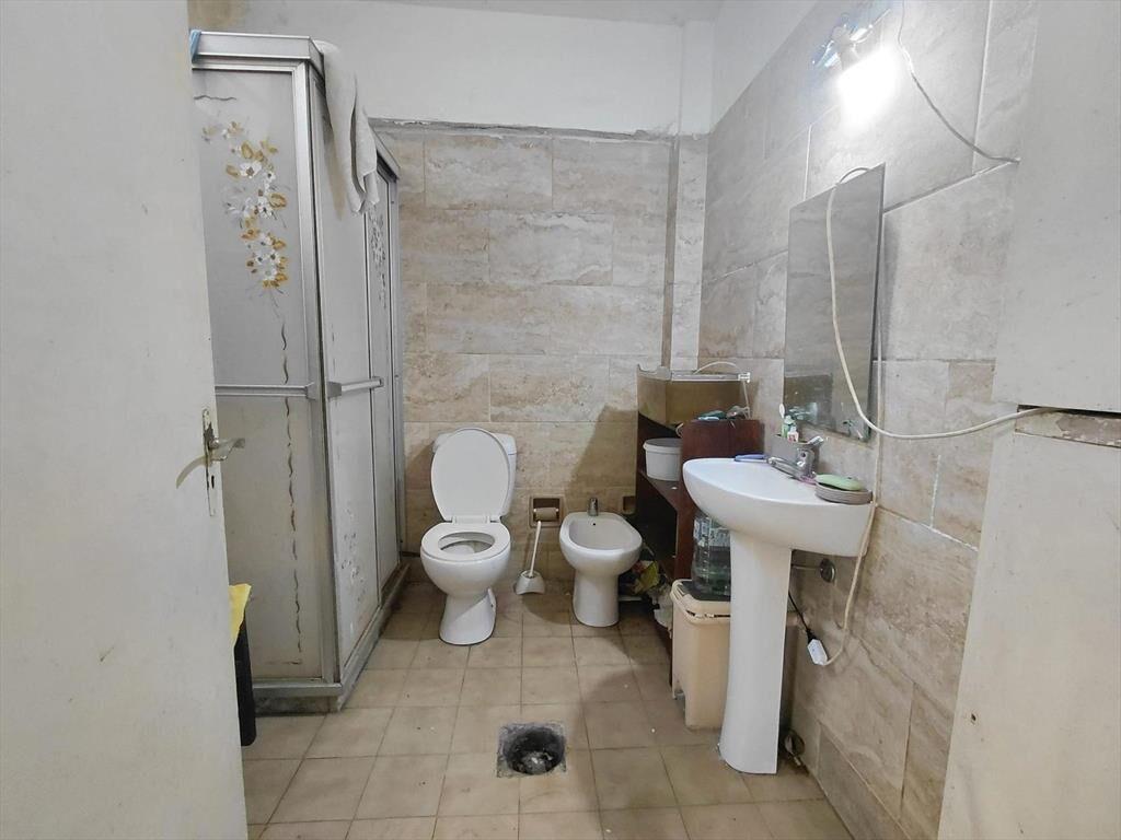VENTA APARTAMENTO 3 DORMITORIOS EN LA COMERCIAL A RECICLAR