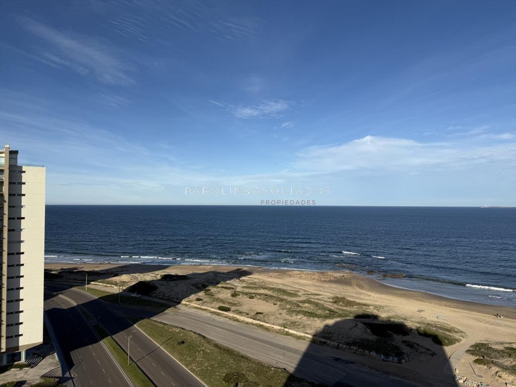 Departamento en Venta de 2 dormitorios en Playa