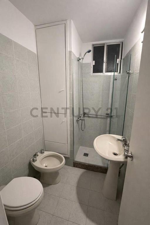 Apartamento Pocitos, 3 Dormitorios c/ Renta - Balcon y vi...