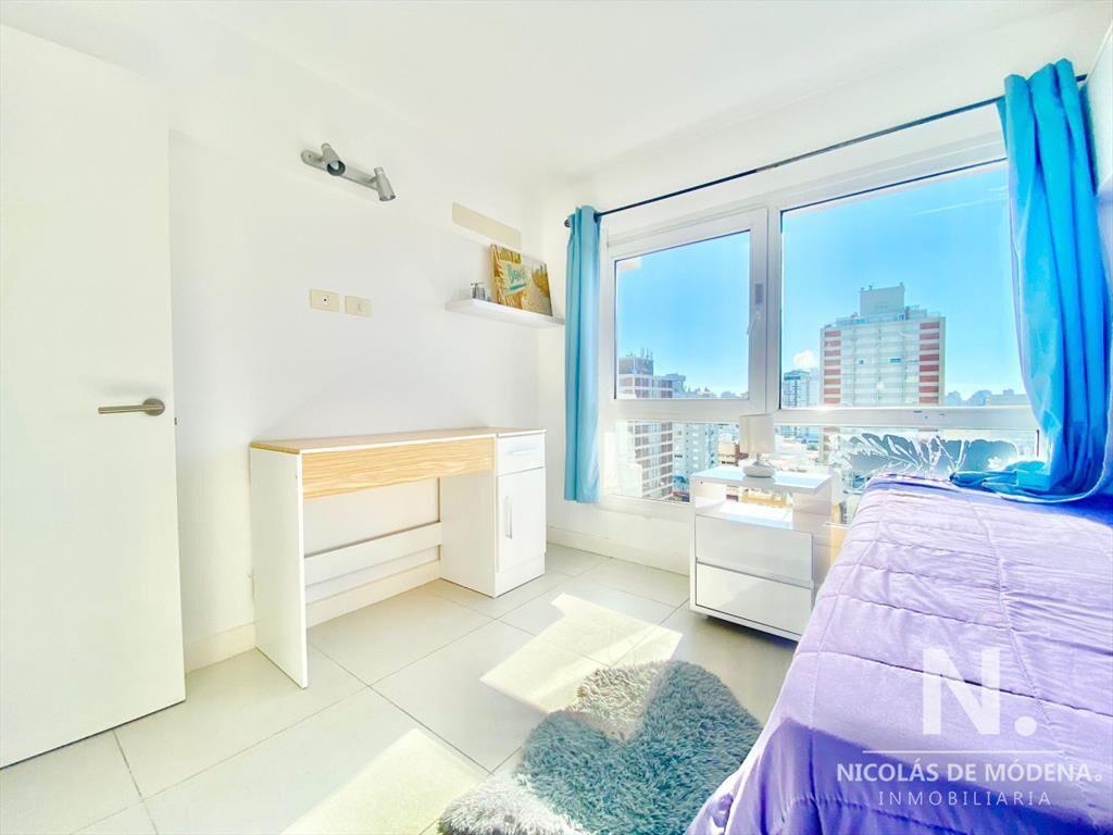 Apartamento de dos dormitorios en alquiler anual, Punta del