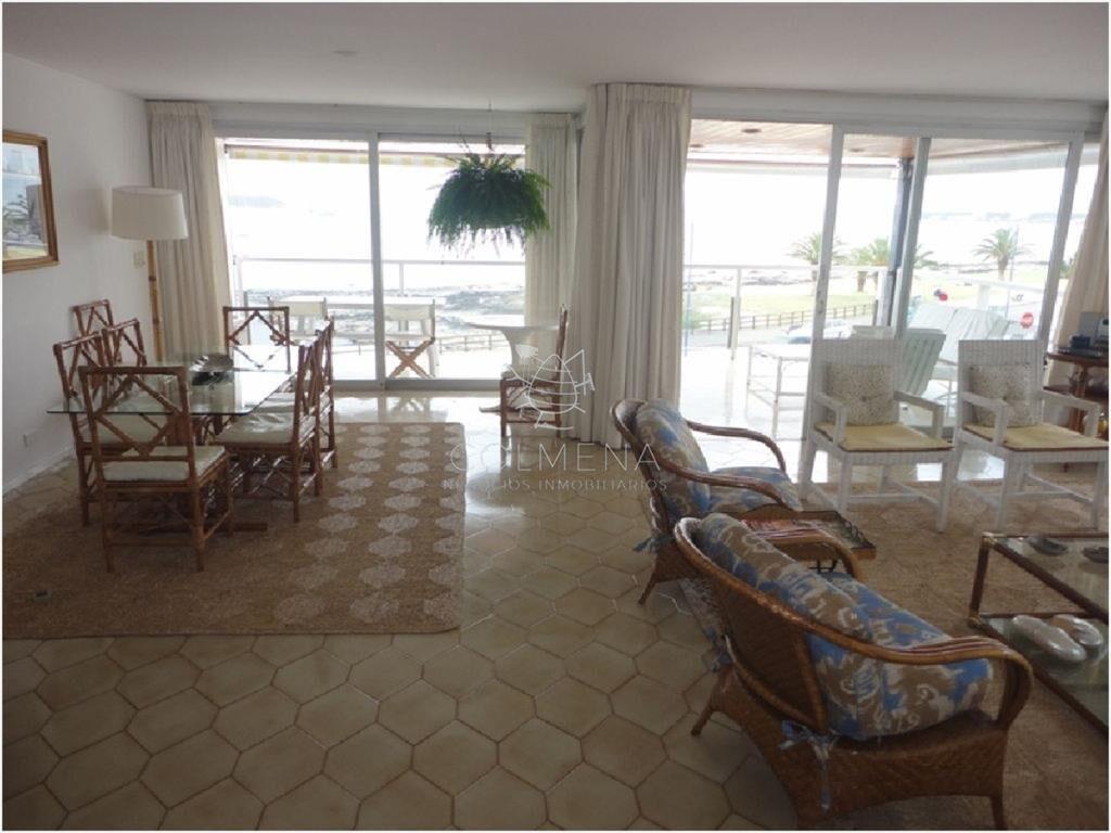 Apartamento en Venta - Edificio Brioni, Punta del