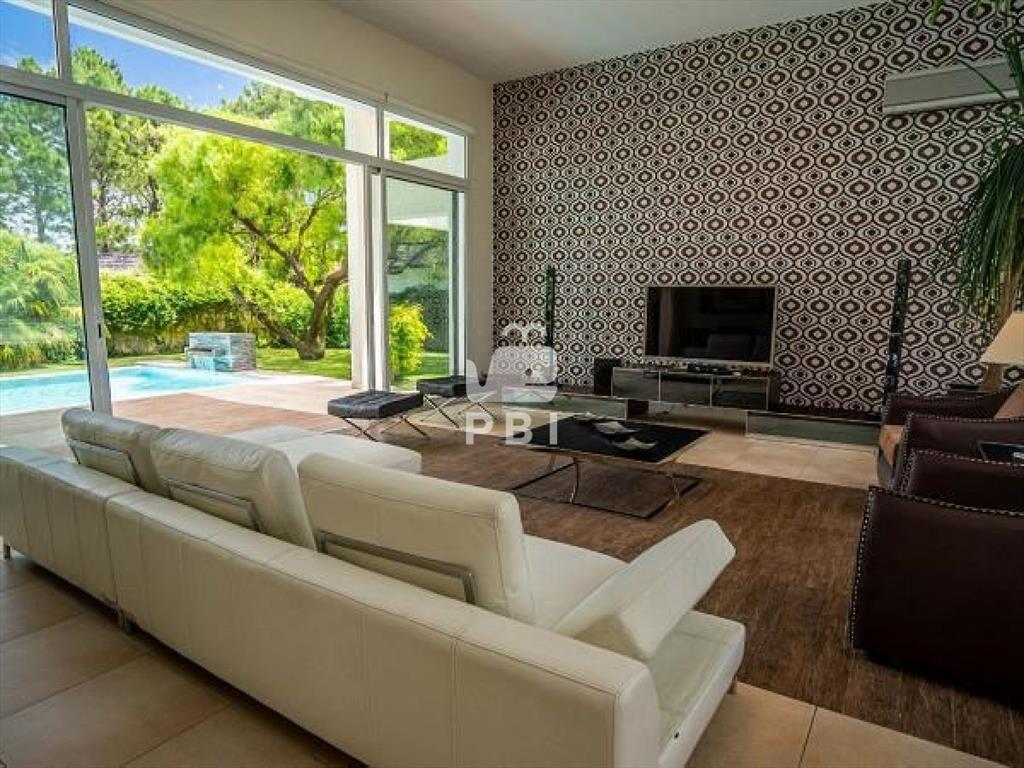 Casa en venta 4 DORMITORIOS - Ref : PBI12057