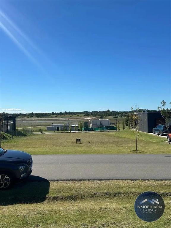 Terreno en venta de 883m2 ubicado en Cavas de la Tahona