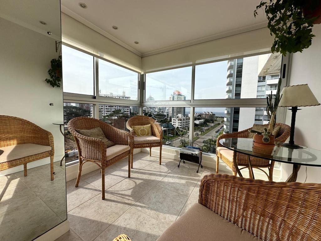 Apartamento de 2 dormitorios y medio en Playa ,