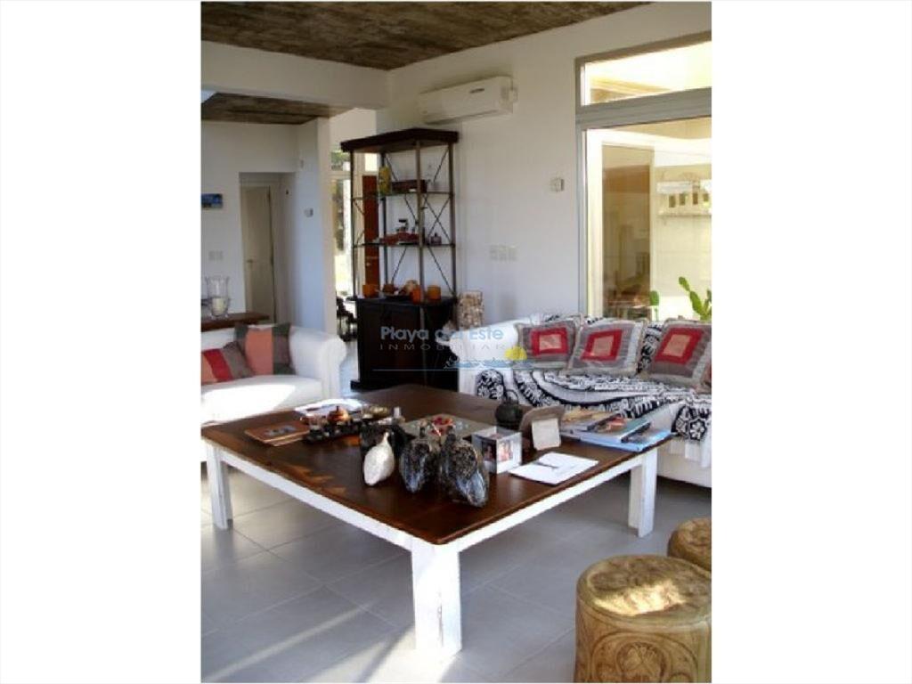 Casa en Venta de 3 dormitorios en San Vicente ,