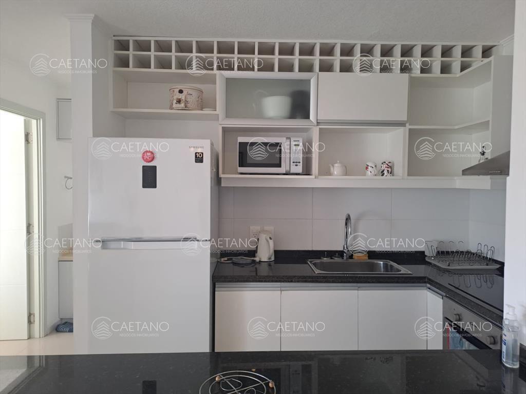 Espectacular apartamento de 1 dormitorios, con servicios, a