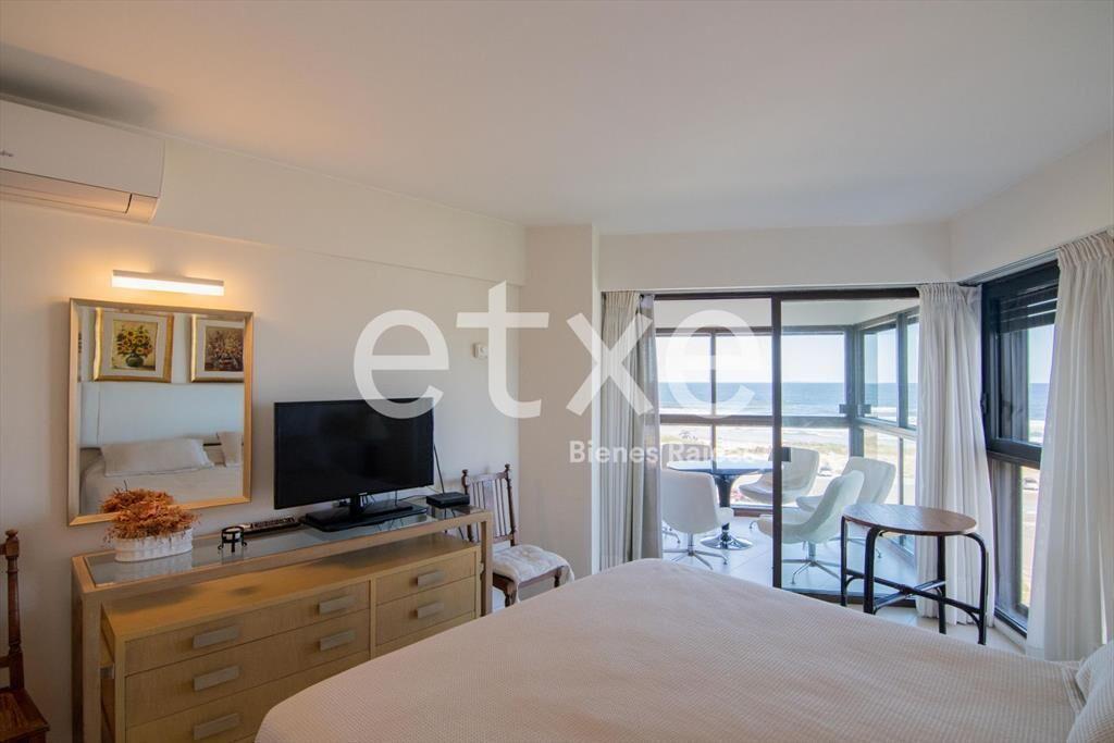 Apartamento en Venta Playa brava Punta del Este...