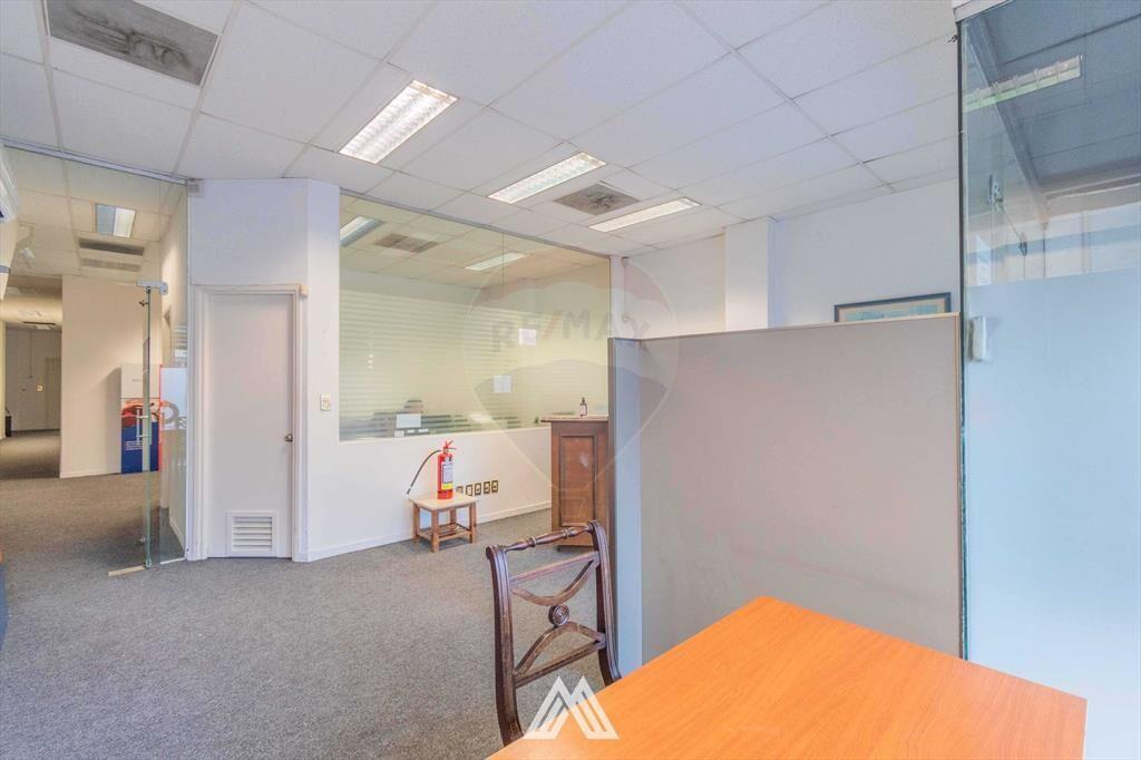 VENTA de LOCAL en Plaza Independencia de 347 m2.