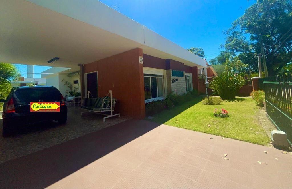 Venta - Atlántida - Casa - 3 dormitorios - Barbacoa