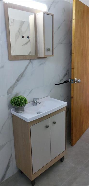 Alquiler Casa 1 dormitorio con jardín y entrada para vehícu