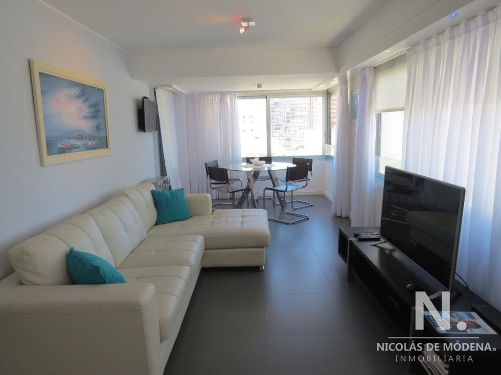 Apartamento en peninsula con excelente vista al puerto y to