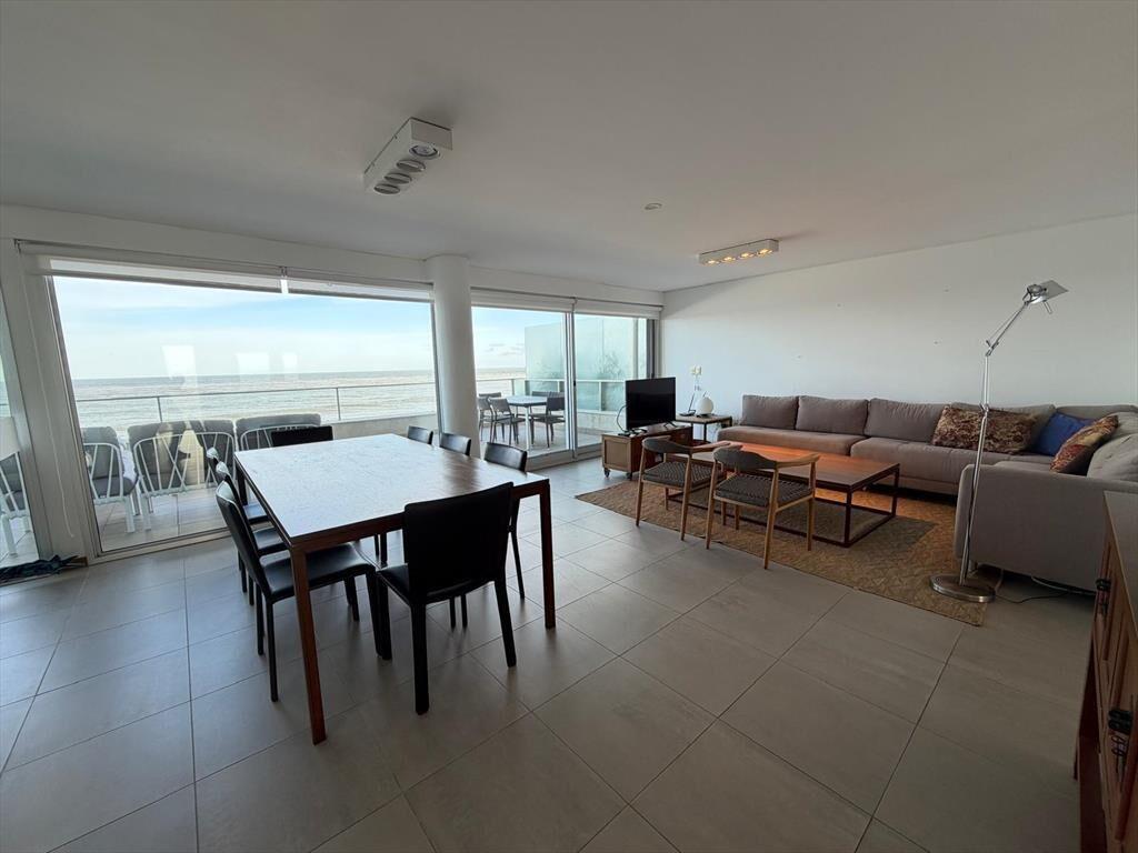 Venta apartamento 4 dormitorios Punta del Este Península