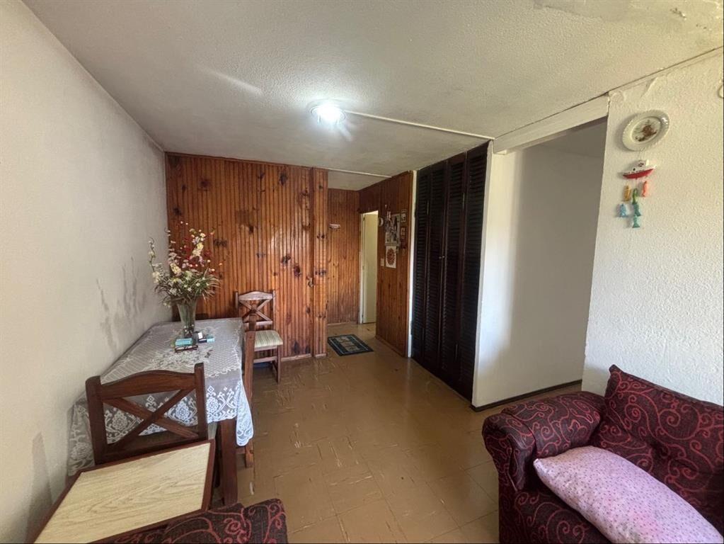 Apartamento de tres dormitorios en Complejo América.