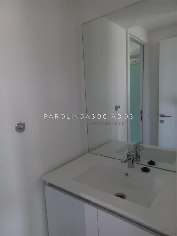 Hermoso apartamento en venta en Ocean Drive, del