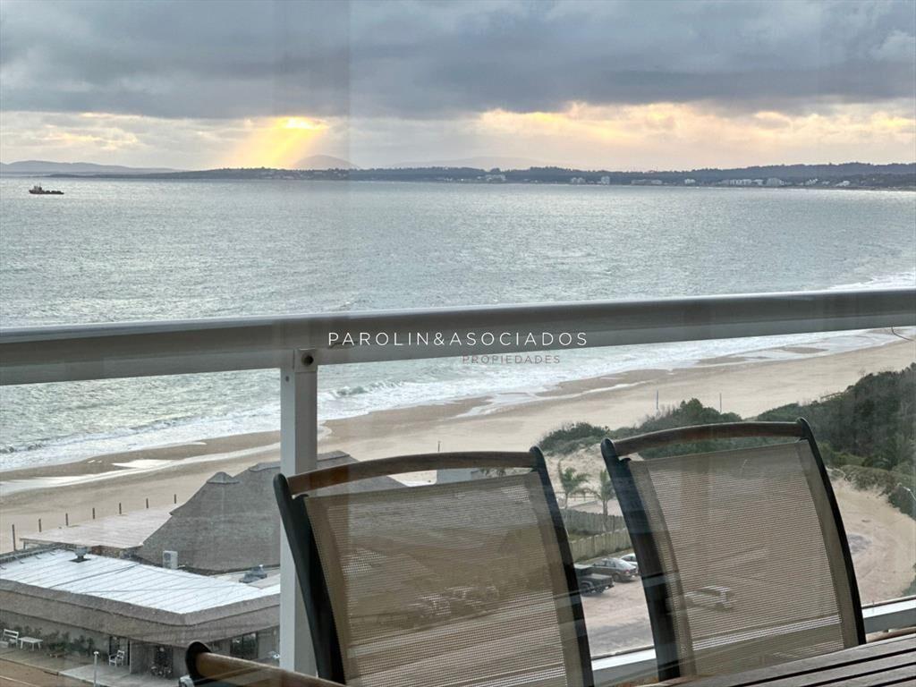 Apartamento en venta de 3 dormitorios en Beverly