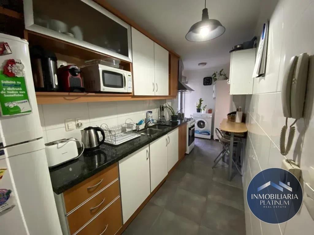 Apartamento en Punta Carretas | 2 Dormitorios, Cochera y...