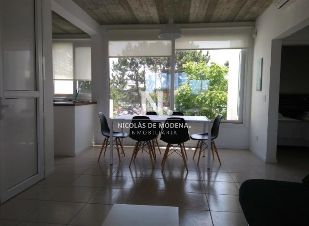Casa en La Barra, de dos Dormitorios