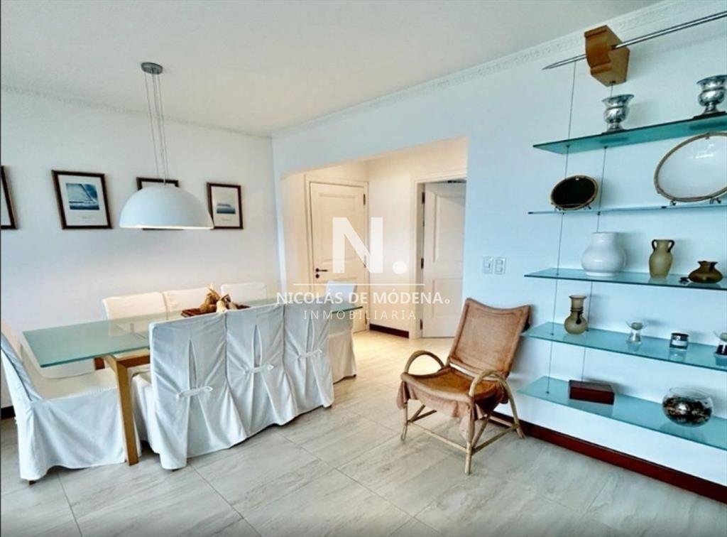 Penthouse ideal con 4 dormitorios en San Rafael