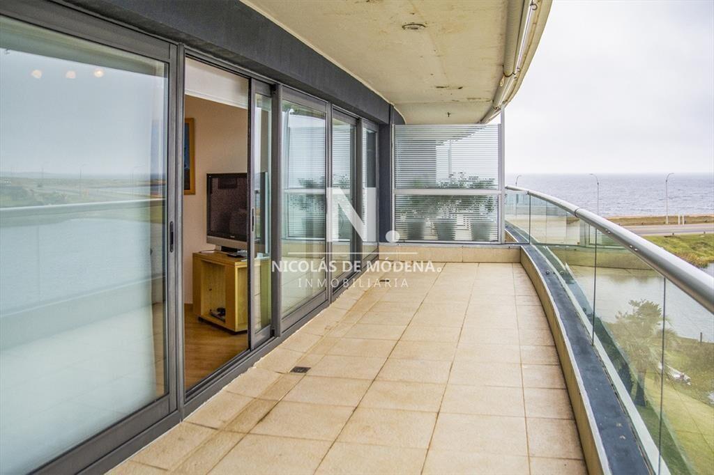 Apartamento con excelente vista en terraza de la