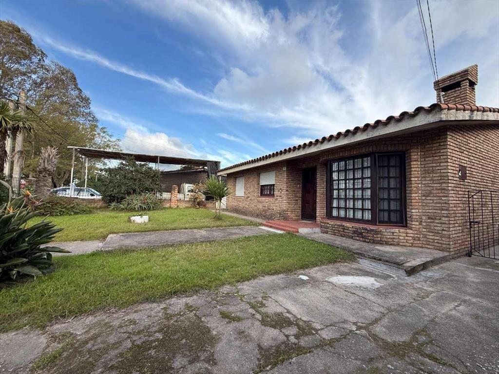 VENTA CASA 3 DORMITORIOS PASO CARRASCO