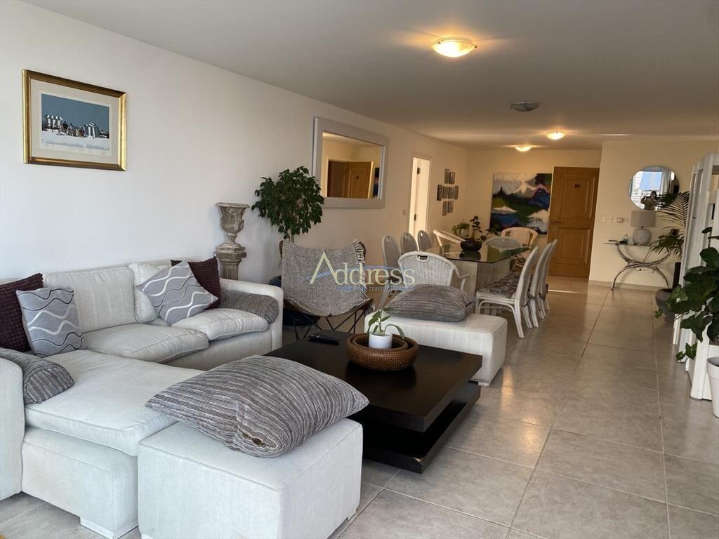 Venta apartamento de 3 dormitorios mas frente a