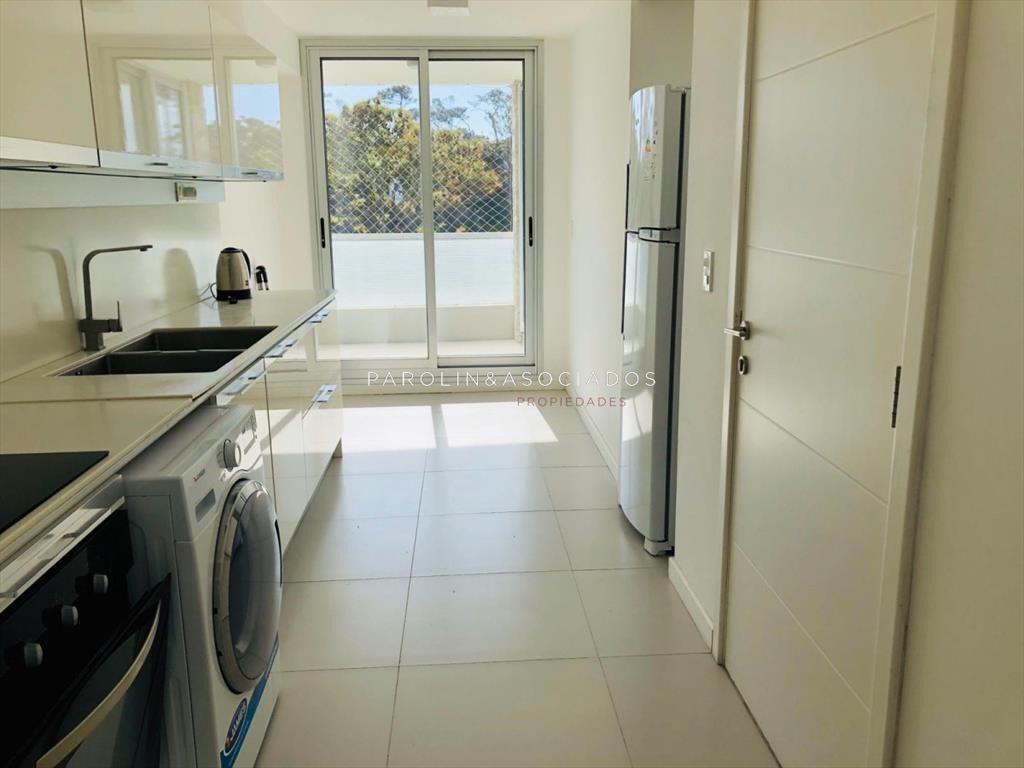 Apartamento en venta en primera línea, edificio