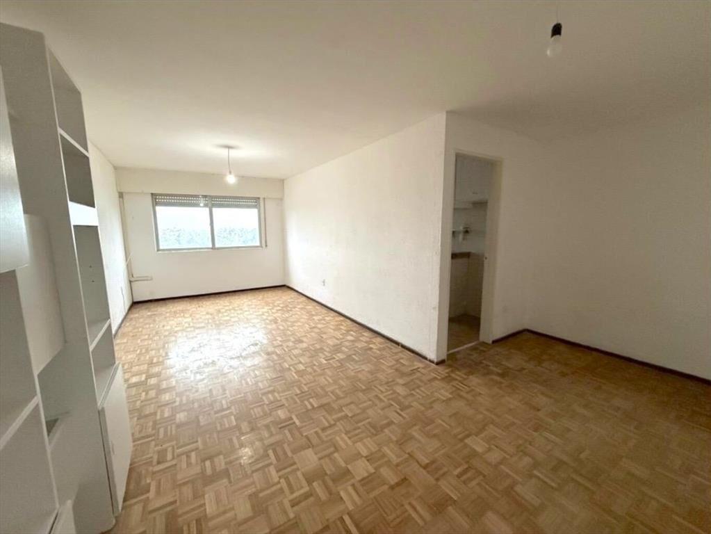OPORTUNIDAD FRENTE AL PARQUE!!! GARAGE OPCIONAL
