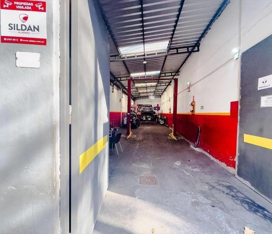 Venta de Llave de Taller Mecánico en Plena Actividad Cordon