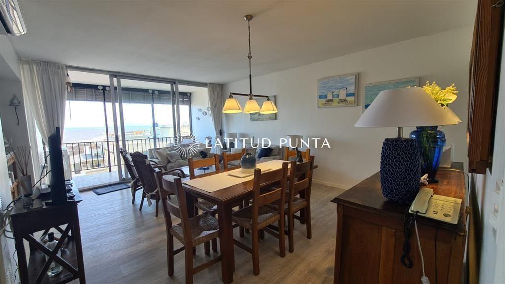 Apartamento de 3 dormitorios en Península