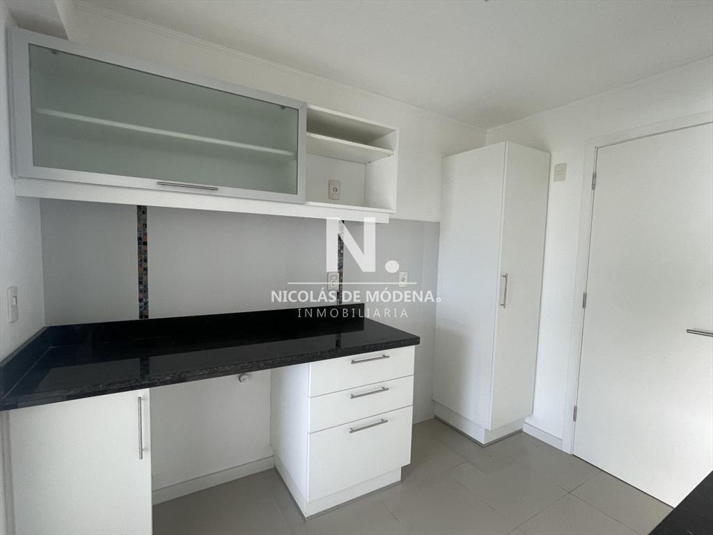 Oportunidad de compra. Apartamento en Aidy grill, de 2 dorm