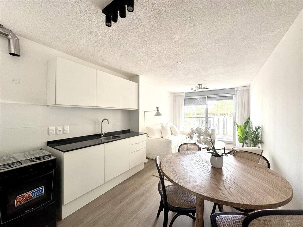 Apartamento en venta 1 dormitorio con terraza en Cordón Mon