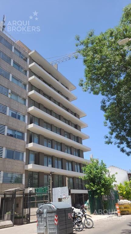 Apartamento penthouse de un dormitorio en venta en Punta Ca