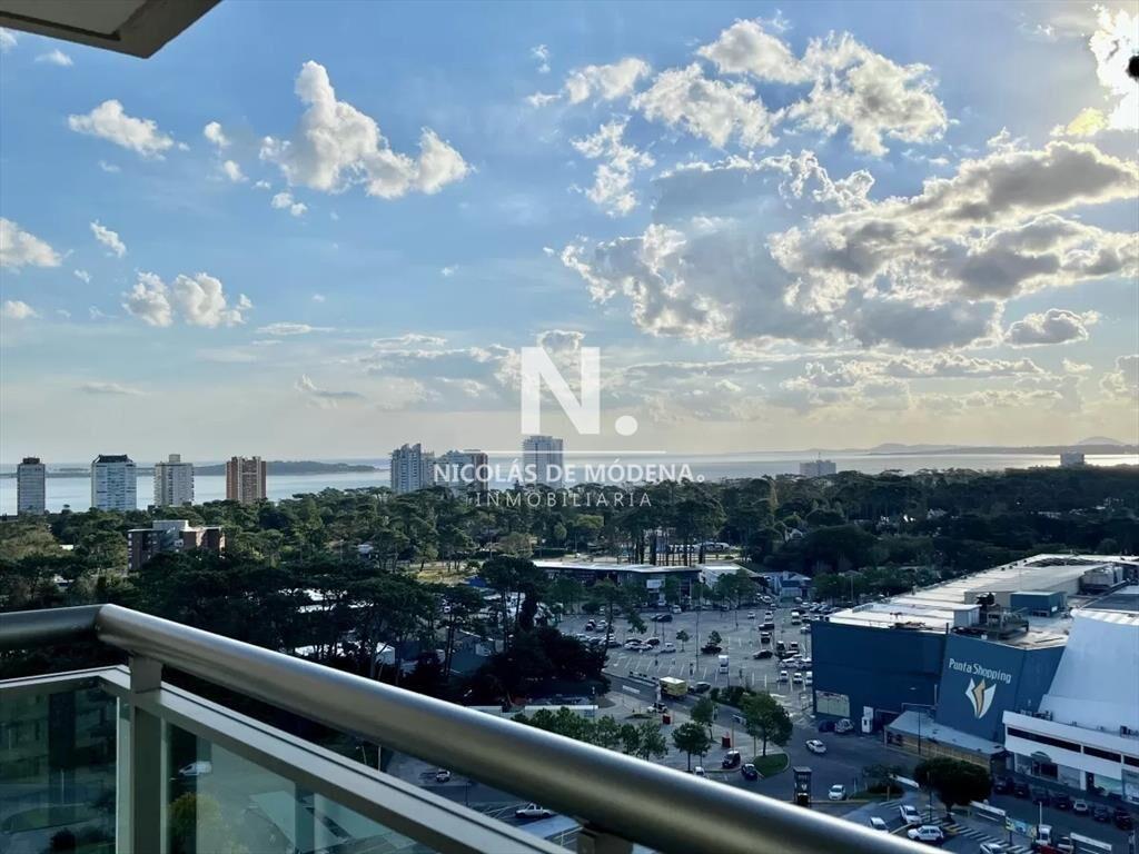 Apartamento en Venta en Edificio Lafayette , del