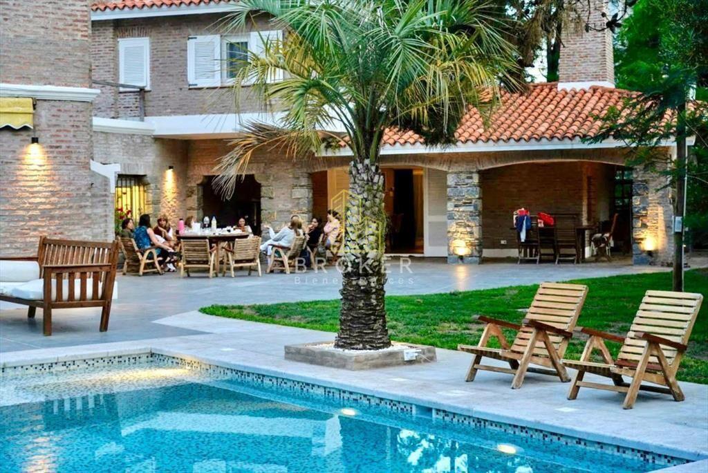 Alquiler Casa 4 dormitorios Playa Mansa, Punta