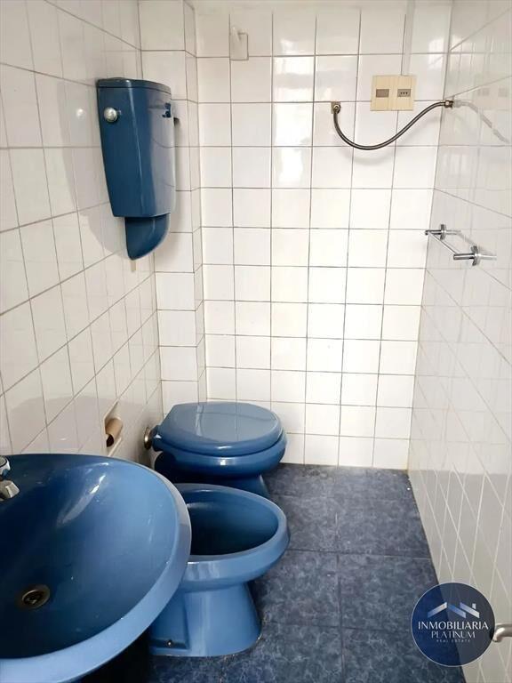 Apartamento en alquiler con 3 dormitorios, 2 baños y bal...
