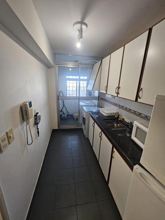 Proximo Rambla Puerto del Buceo y WTC, vista al mar, 80 m2