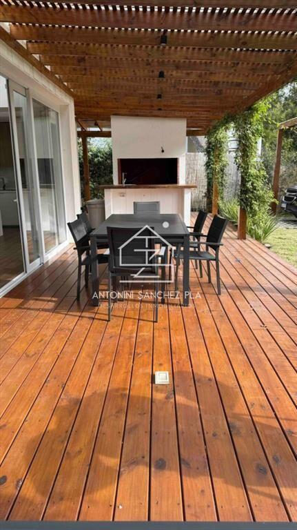 Casa en venta moderna - 3 dormitorios Rincón Del