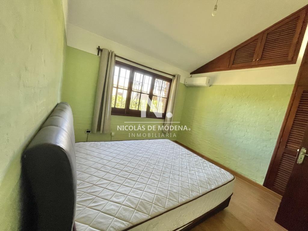 VENTA DE CASA DE 3 DORMITORIOS A METROS DE ZONA