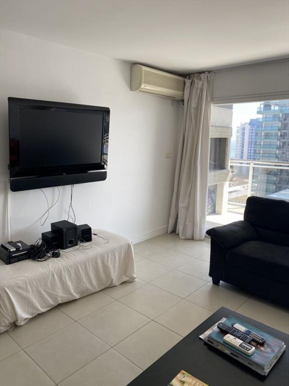 VENTA DE DEPARTAMENTO DE 3 DORMITORIOS TORRE MANHATTAN