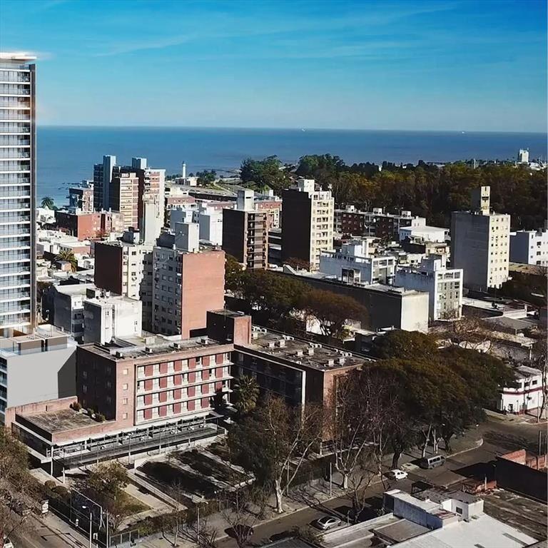 Venta apartamento 3 dormitorios More Buceo