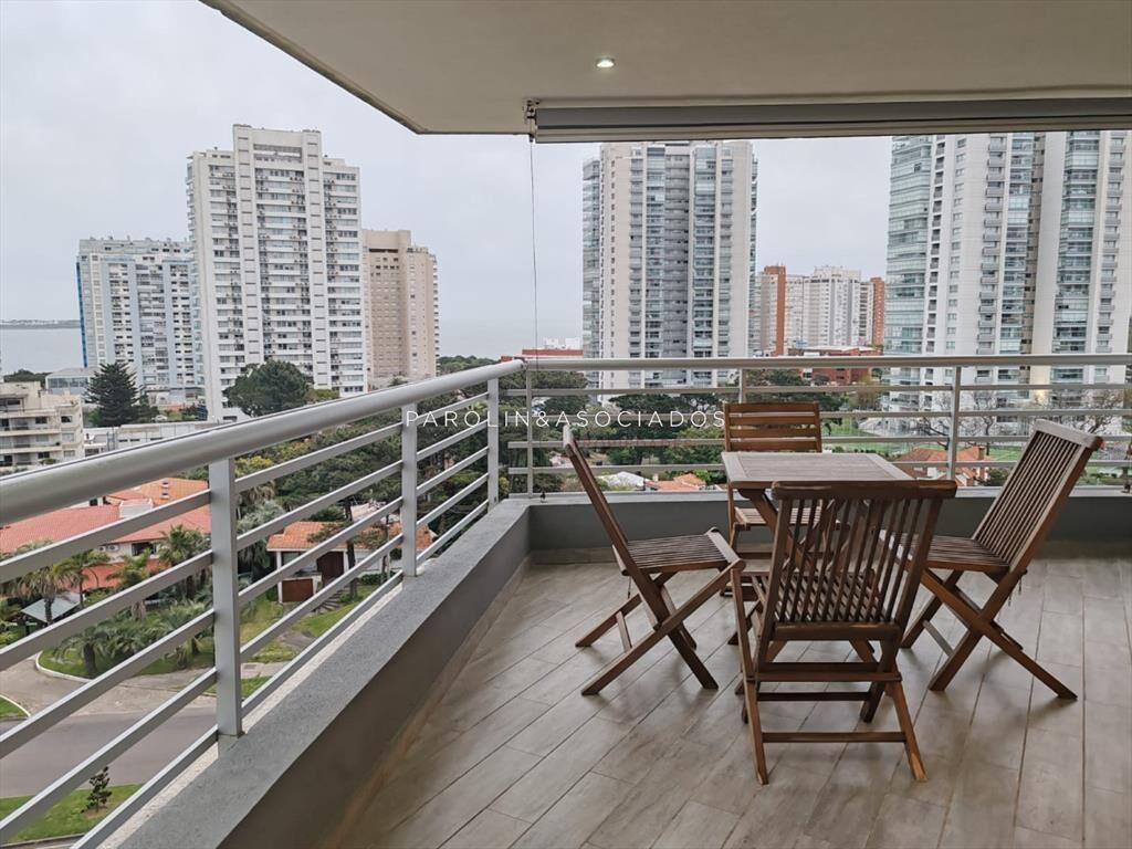 Departamento en Venta de 2 dormitorios en Alexander Bouleva