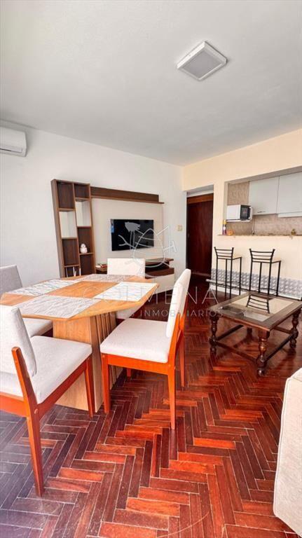 Apartamento en Alquiler en Peninsula a 1 cuadra y
