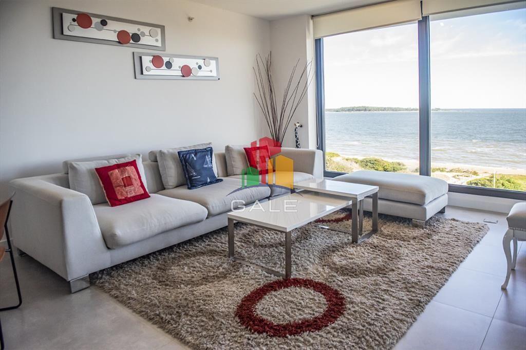 Gran oportunidad, departamento frente al mar con